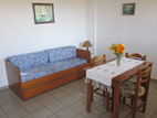 apartment-livingroom-kitchen-02.jpg
